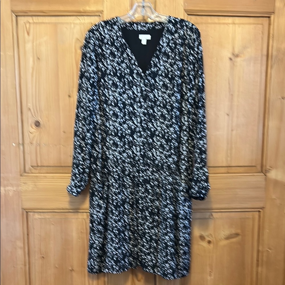 Garnet Hill Black Floral Long Sleeve Dress Pockets Drop Waist Pockets Sz 10 NWOT